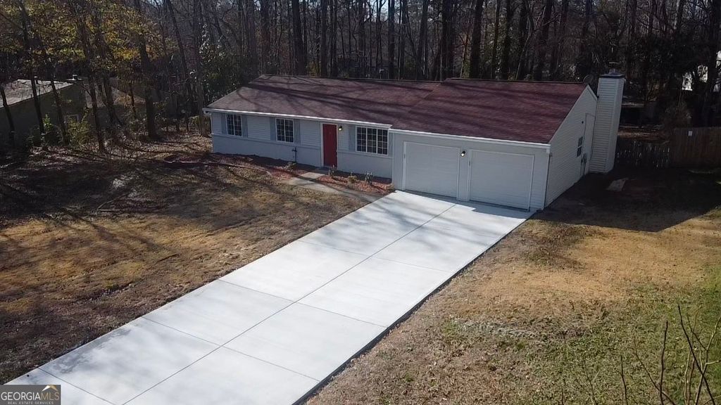 Photo of 4797 North Trail, Marietta, GA 30066 (MLS # 10661029)