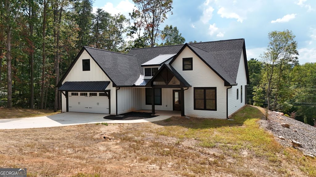 Photo of 104 Sautee Ridge, Clarkesville, GA 30523 (MLS # 10775245)