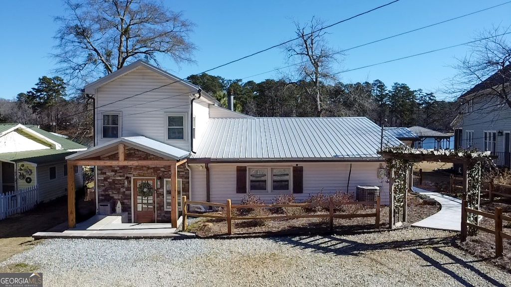 Photo of 189 Andrea Circle, Jackson, GA 30233 (MLS # 10674671)