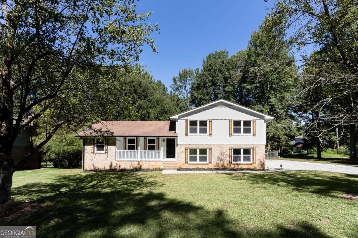 2882 Creek DR