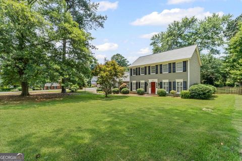 483 Emily DR SW Lilburn GA 30047