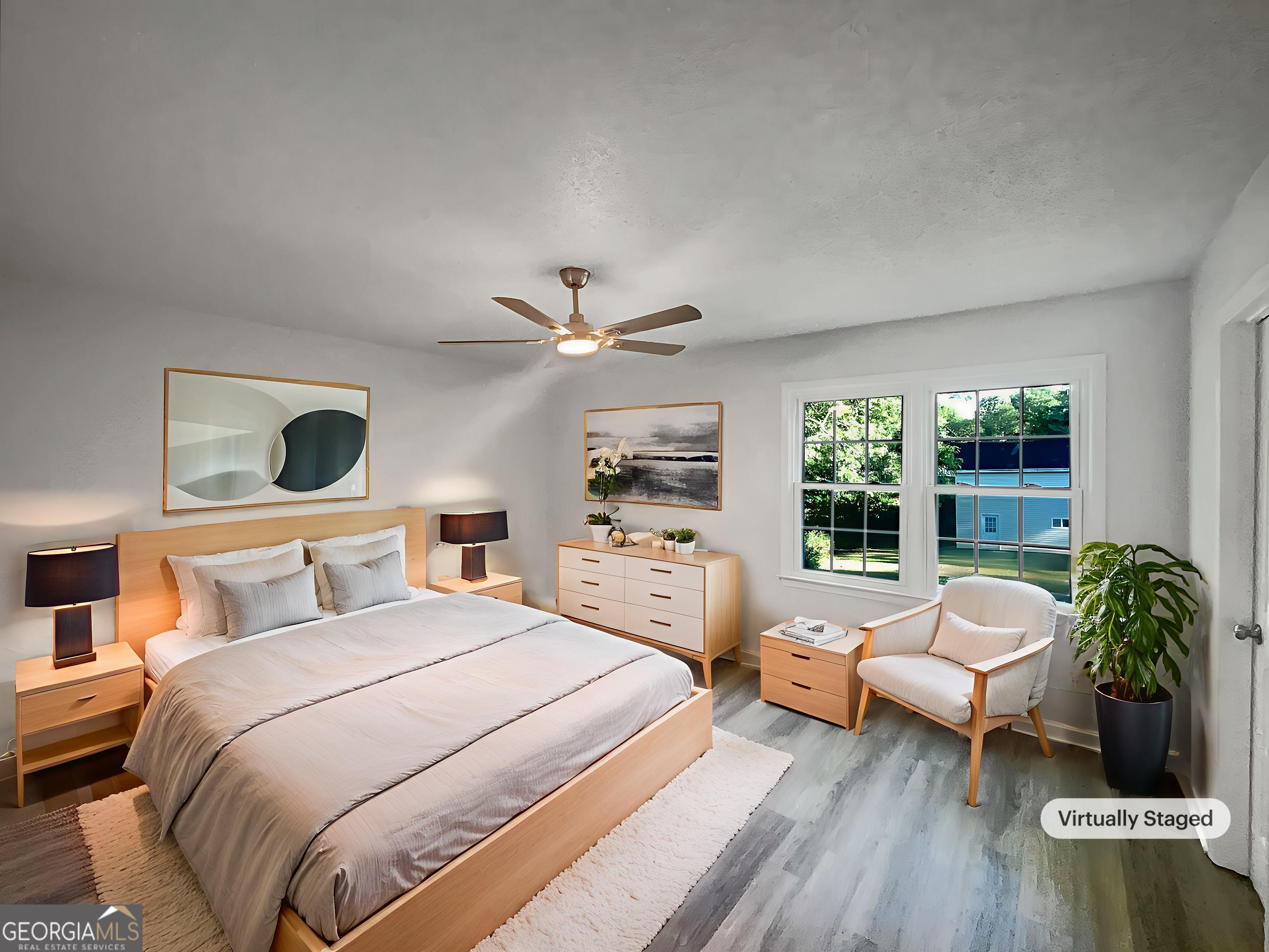 MOUNTAIN BREEZE ESTATE - Residential