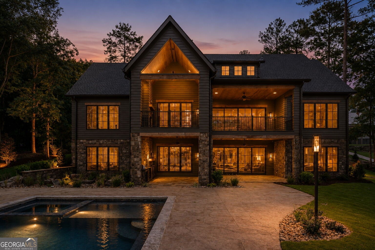 1010 Greyfield RD
