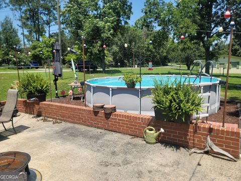 A home in Hawkinsville