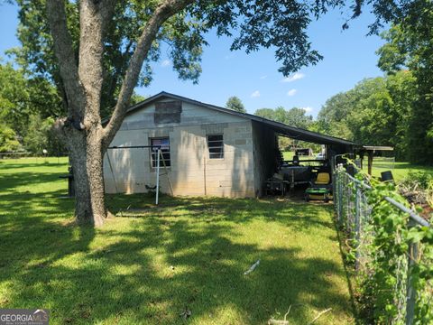 A home in Hawkinsville