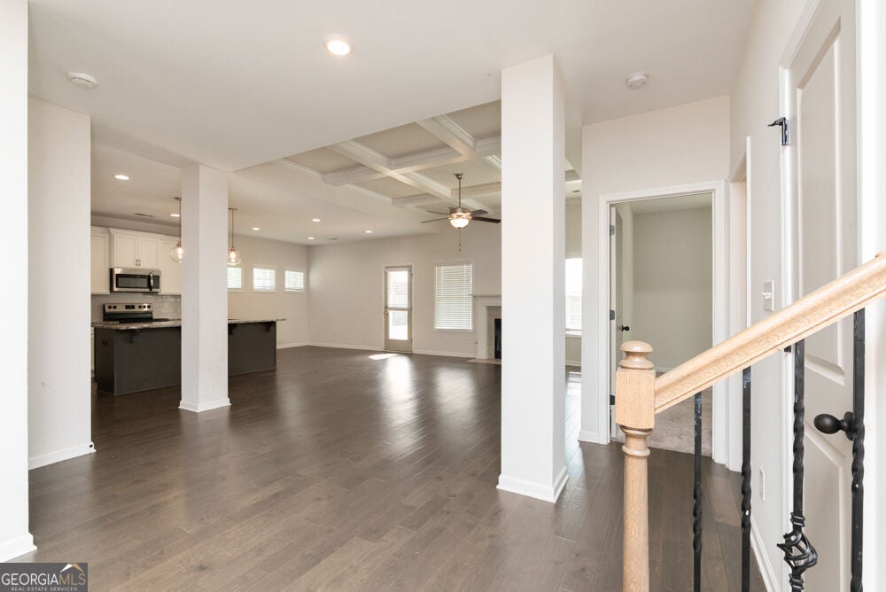 325 Pearl Moss LN