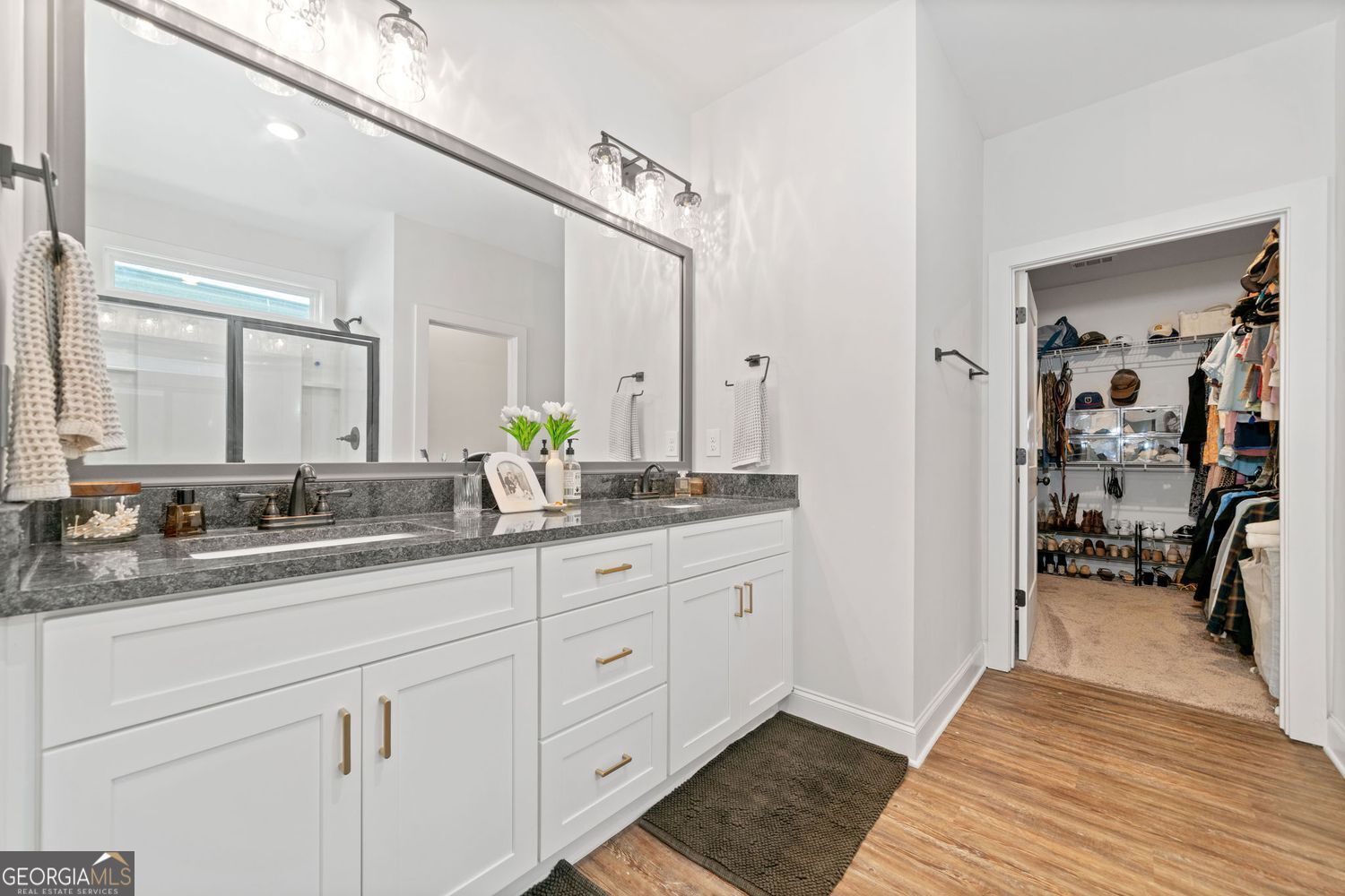 CREEK WOOD PARK - Residential