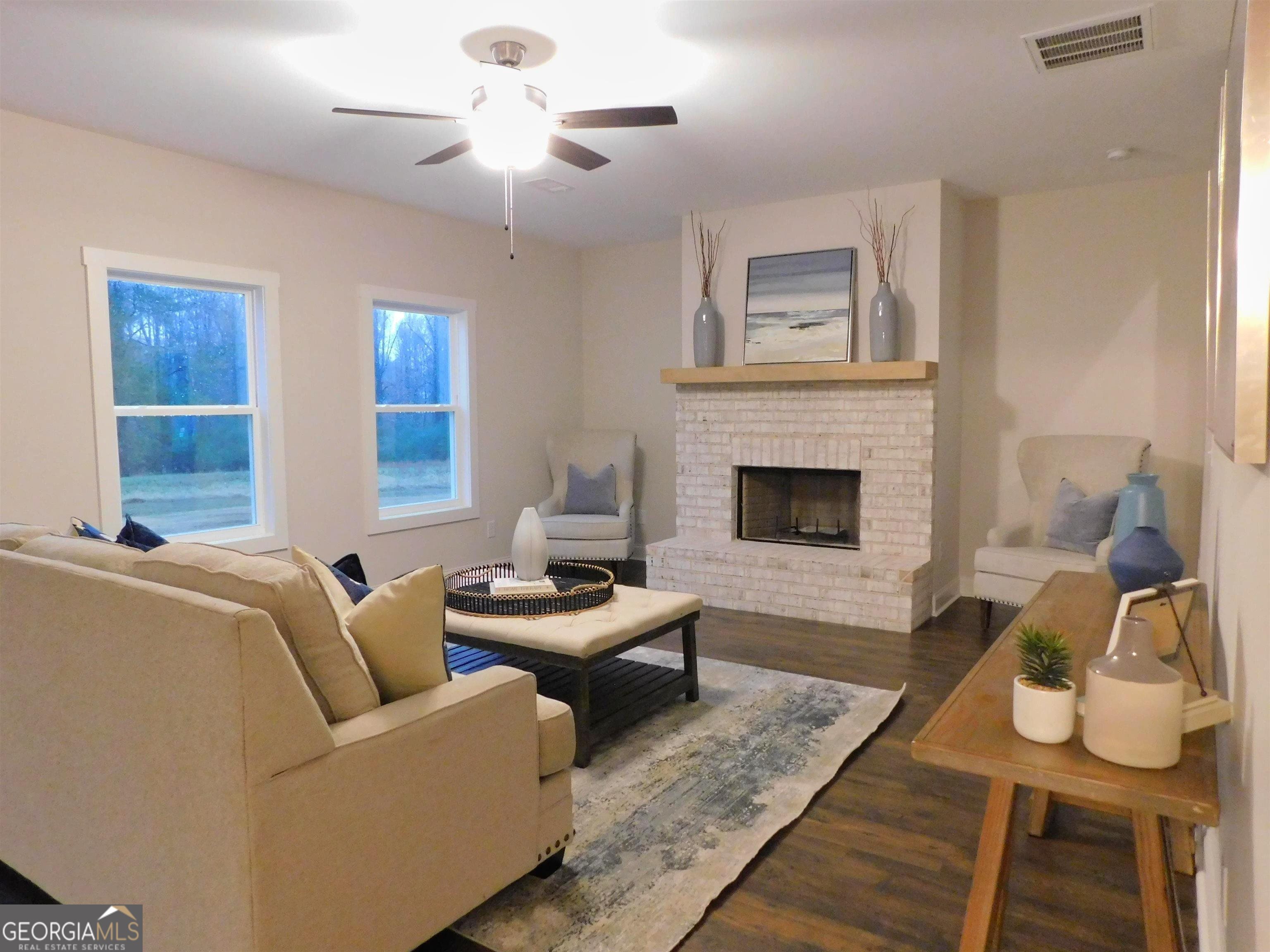 251 Lake Point DR