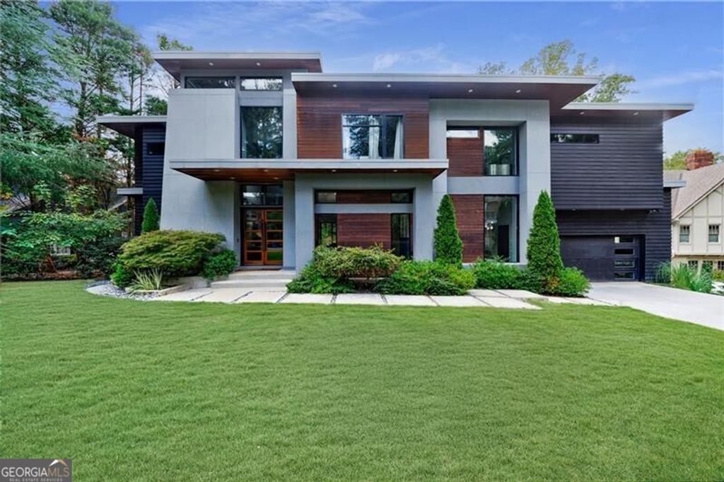 Photo of 4036 Statewood Road NE, Atlanta, GA 30342 (MLS # 10771707)