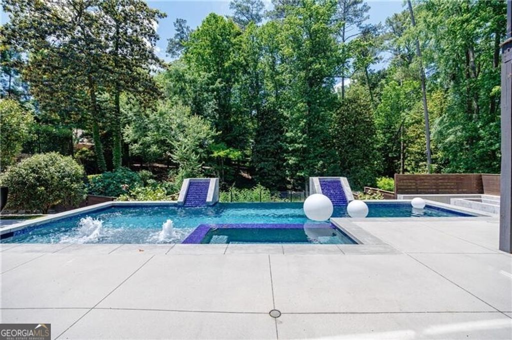 Photo of 4036 Statewood Road NE, Atlanta, GA 30342 (MLS # 10771707)