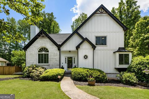 5600 Surrey CT Alpharetta GA 30009