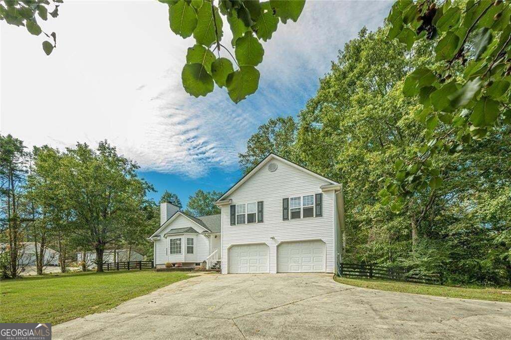 391 Pinewood PL