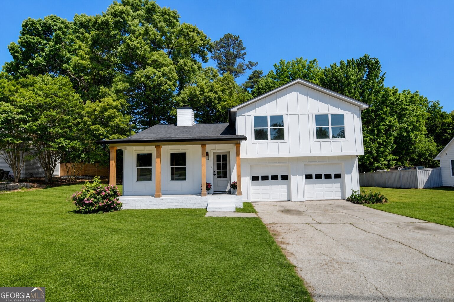 1421 Willow Bend DR