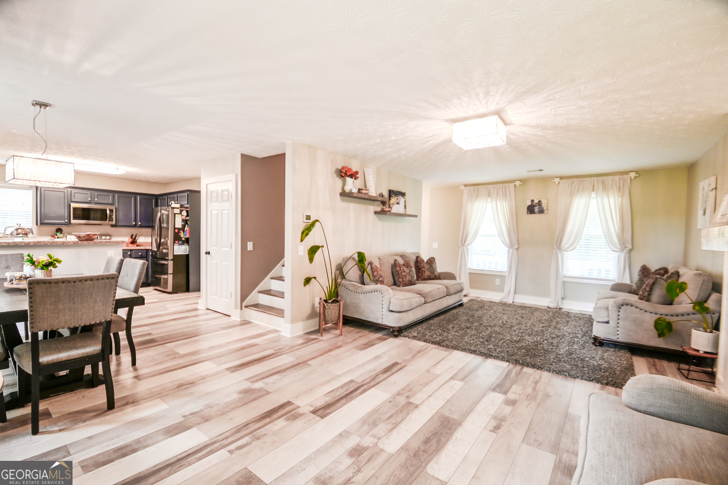 458 Lisa CIR