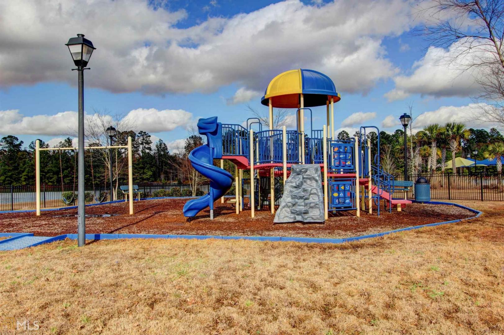 Spring Lakes - Residential