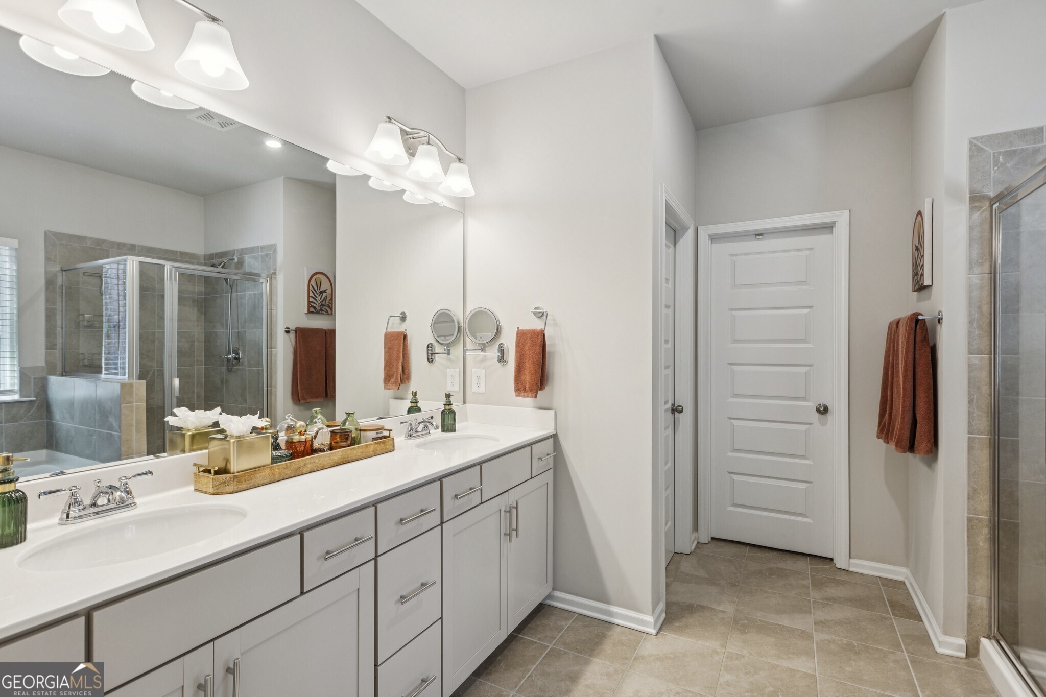 6027 Whitetail Deer RUN