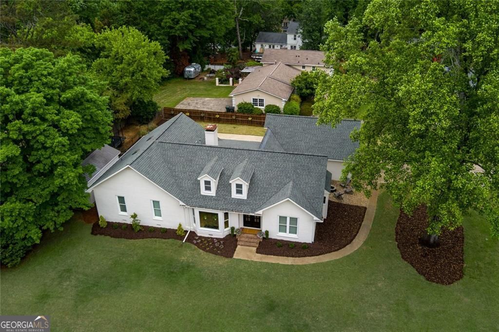 945 Hidden Hollow DR