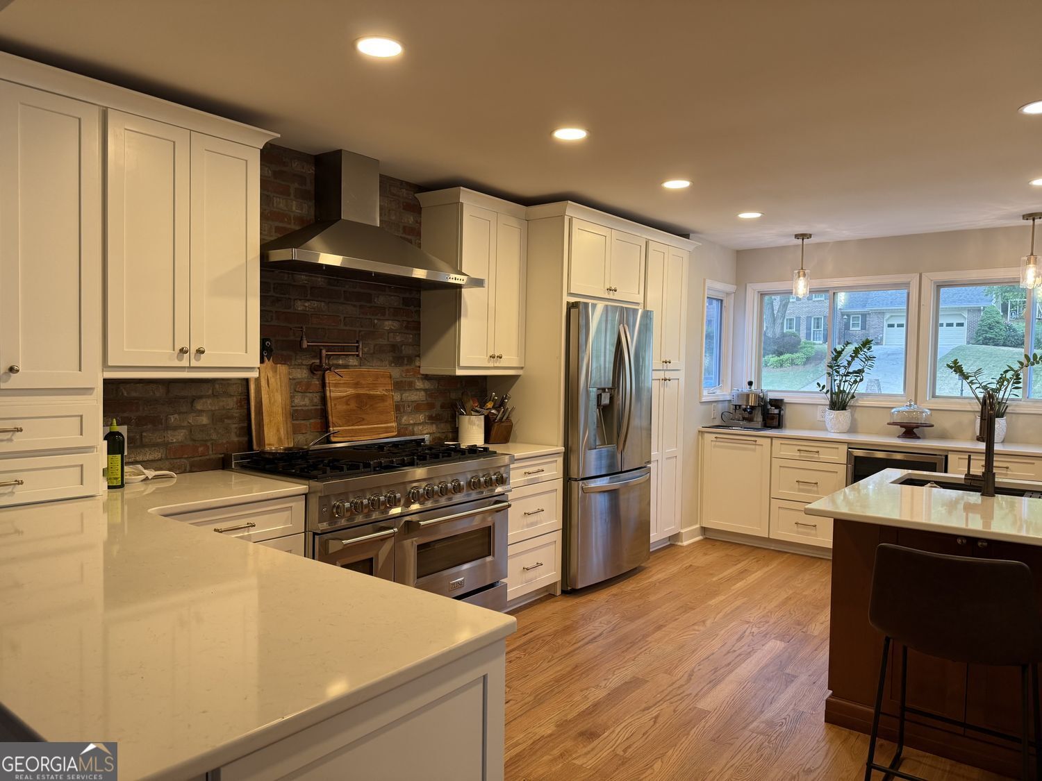 945 Hidden Hollow DR