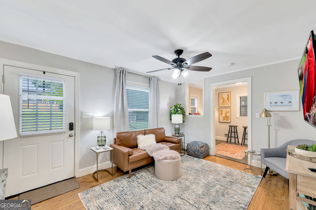 Photo of 192 Woods Drive NE, Marietta, GA 30060 (MLS # 10819163)