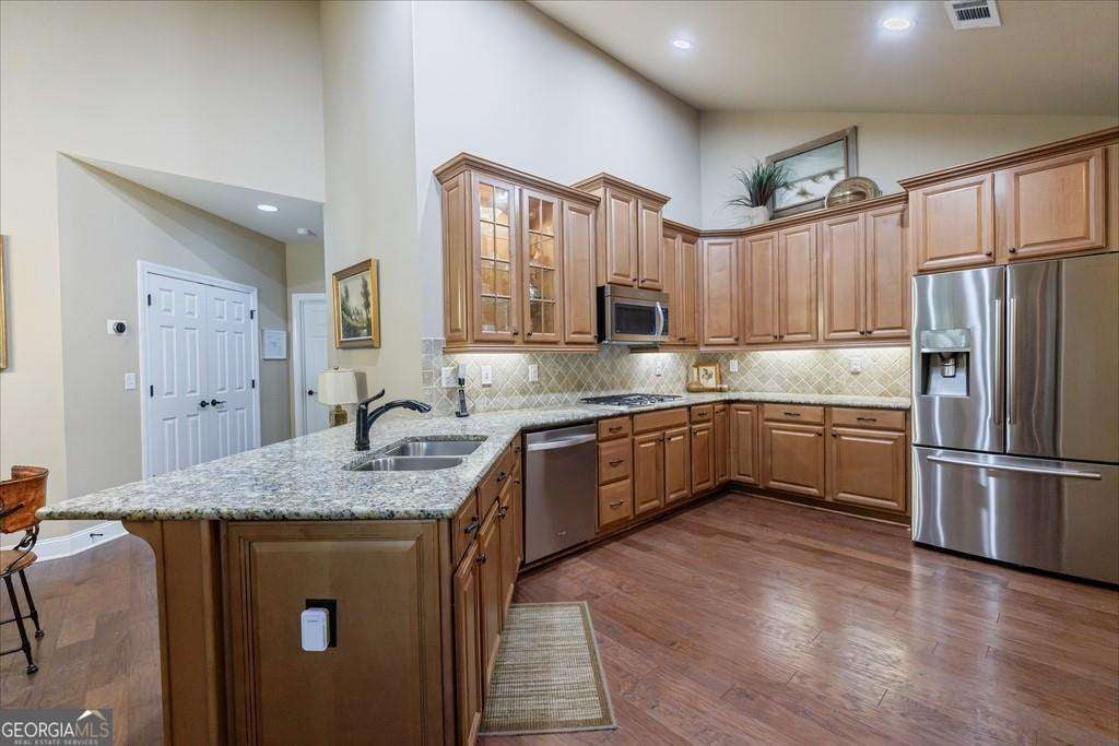 120 Chastain RD NW 1002
