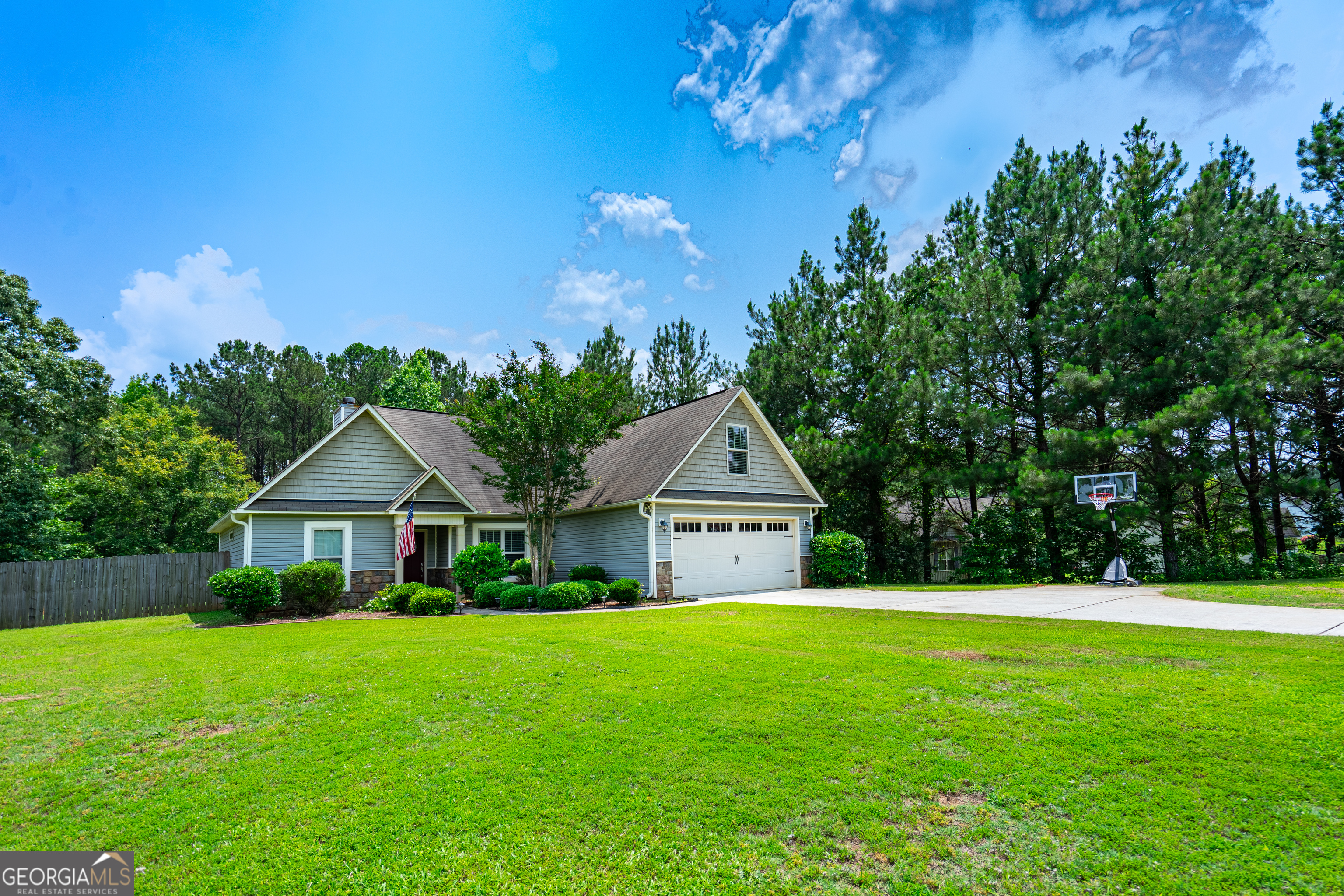 125 Edgemont CT