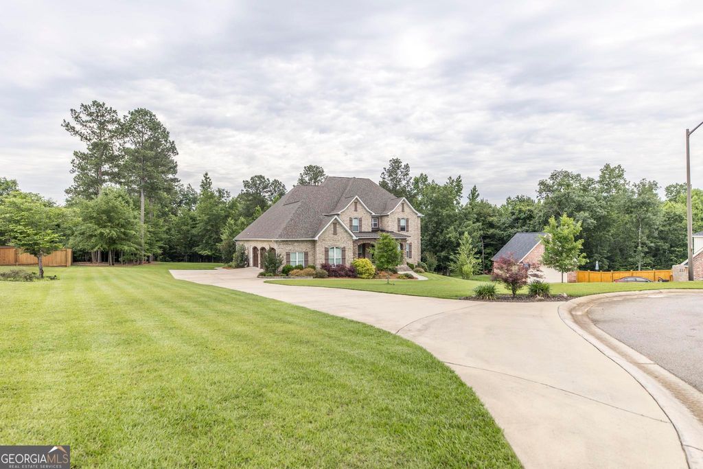 Photo of 223 Yale Circle, Bonaire, GA 31005 (MLS # 10682915)