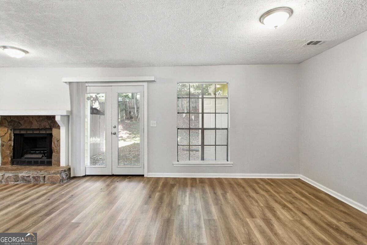 4732 Old Highgate Entry