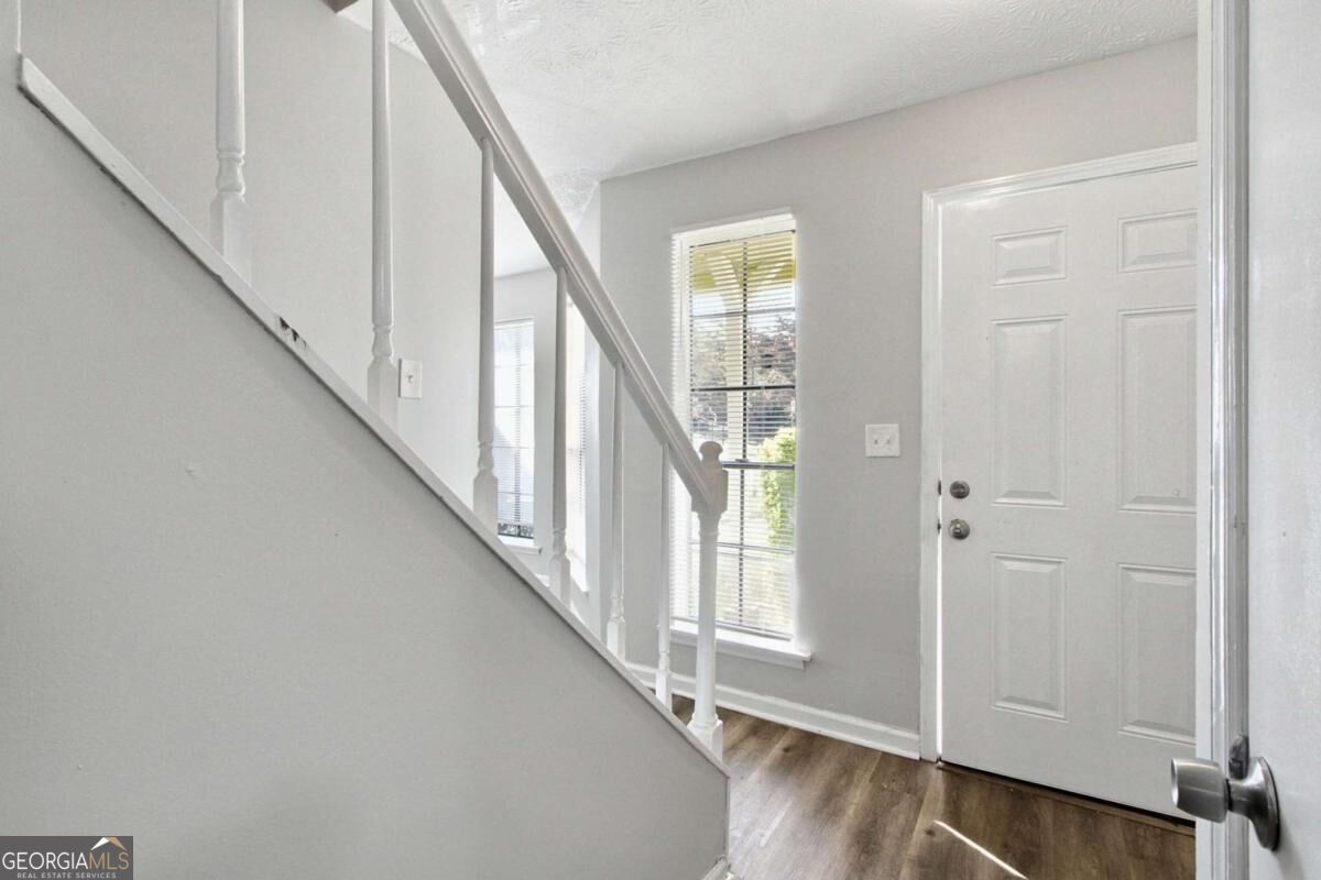4732 Old Highgate Entry
