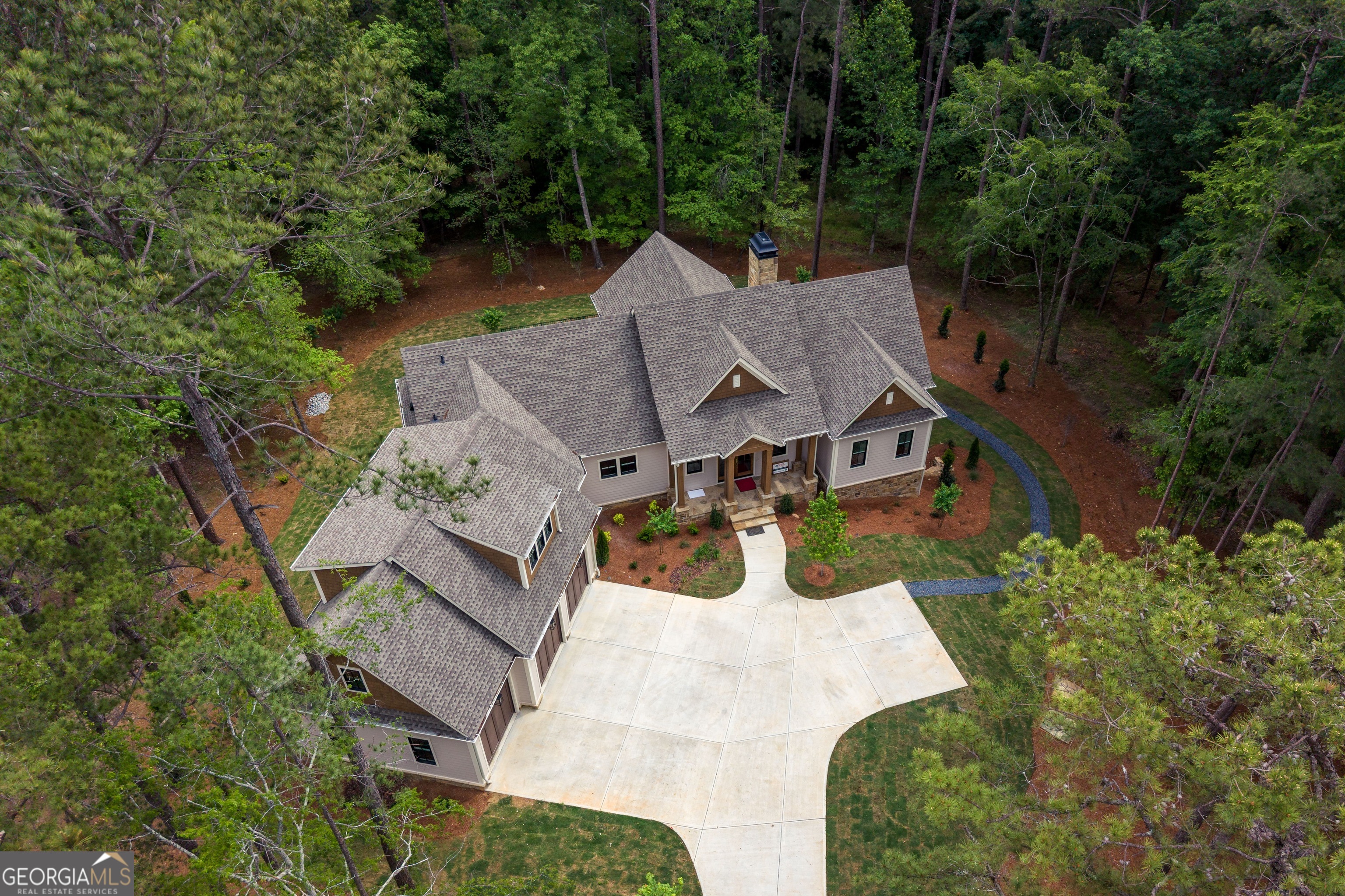 1040 Parrotts Cove RD