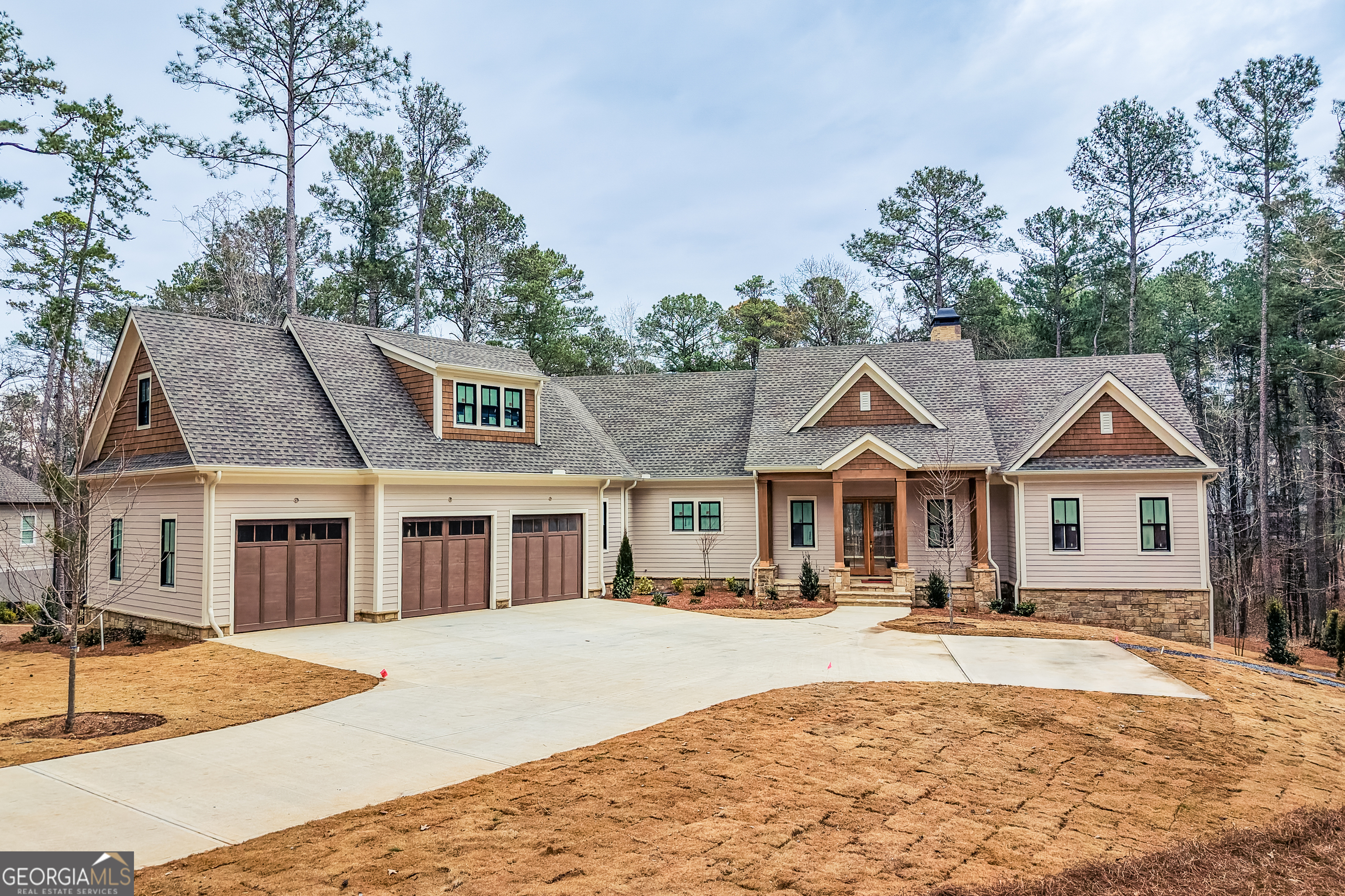 1040 Parrotts Cove RD
