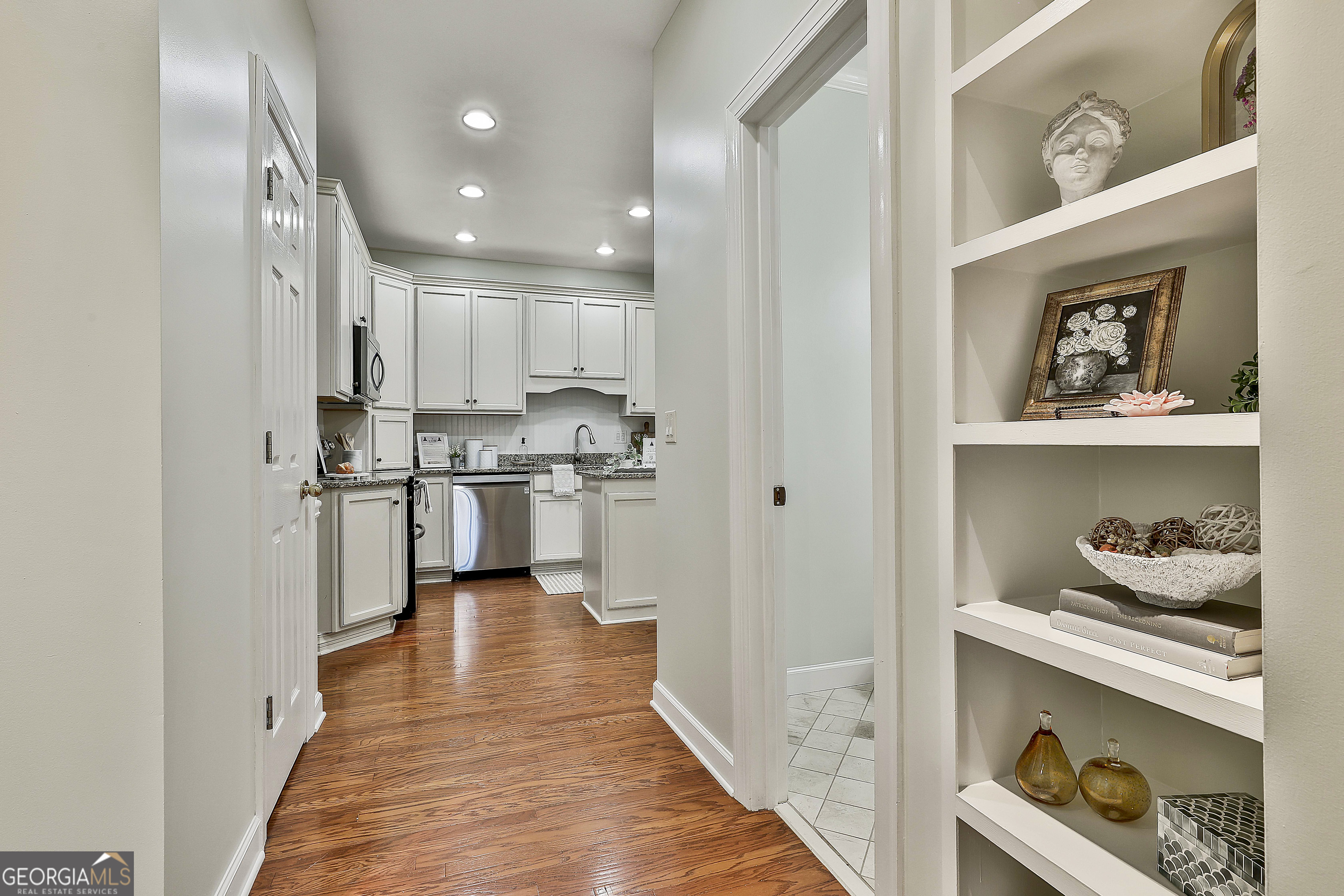 Peachtree City, Georgia 30269, United States, 4 Bedrooms Bedrooms, ,4 BathroomsBathrooms,Residential,Active,256620