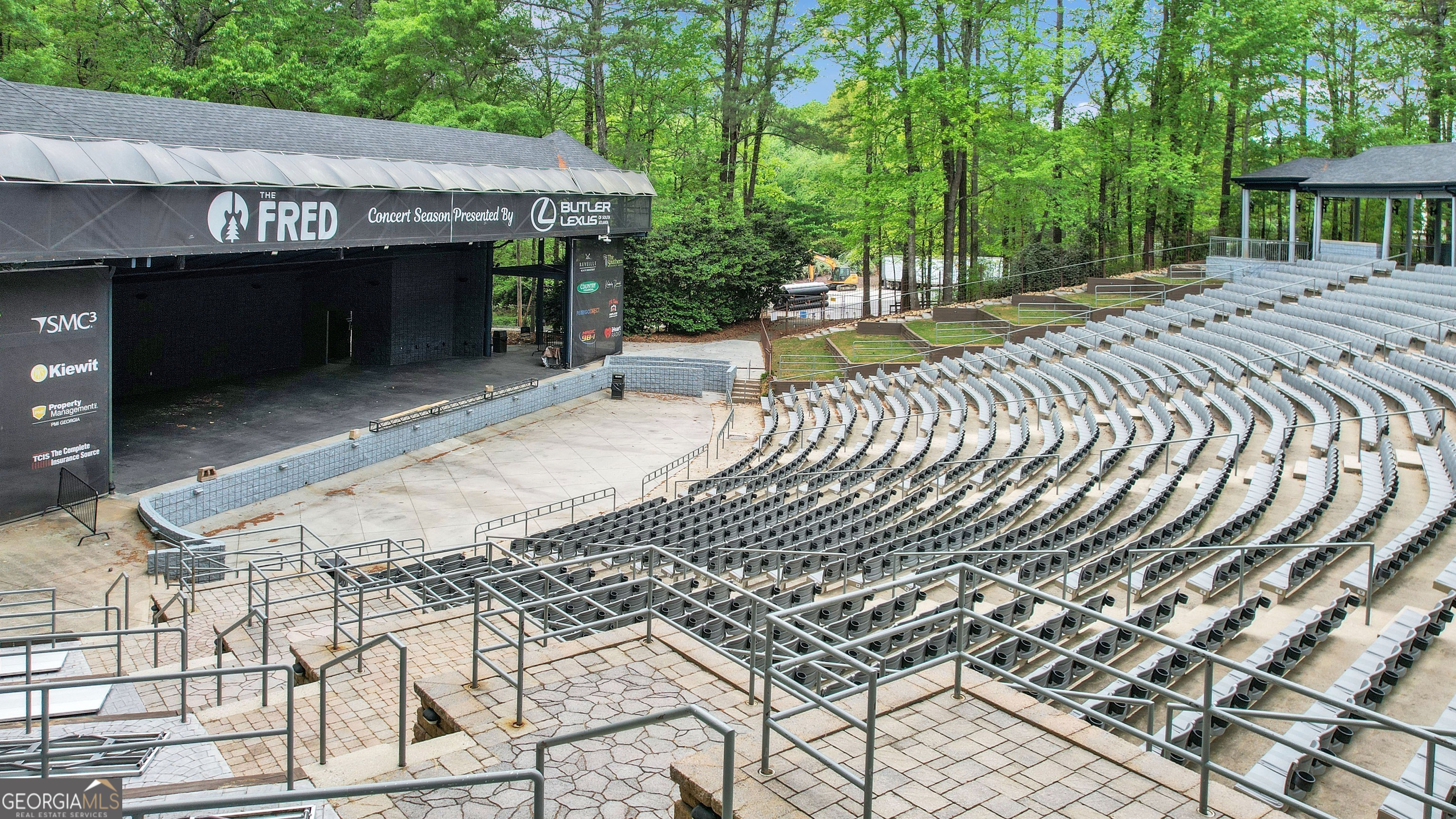 Peachtree City, Georgia 30269, United States, 4 Bedrooms Bedrooms, ,4 BathroomsBathrooms,Residential,Active,256620