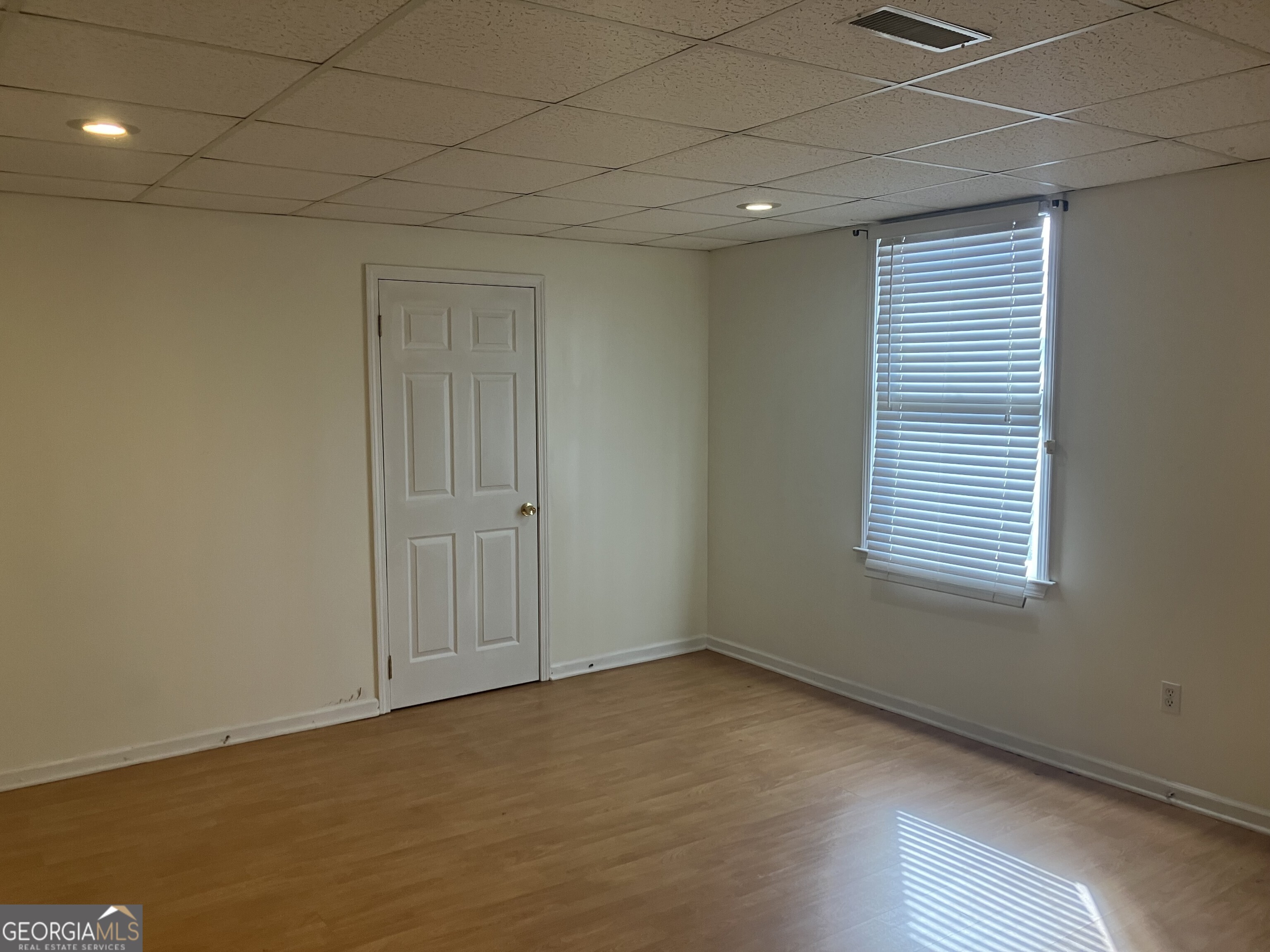 CHURCHILL FALLS - Residential Lease
