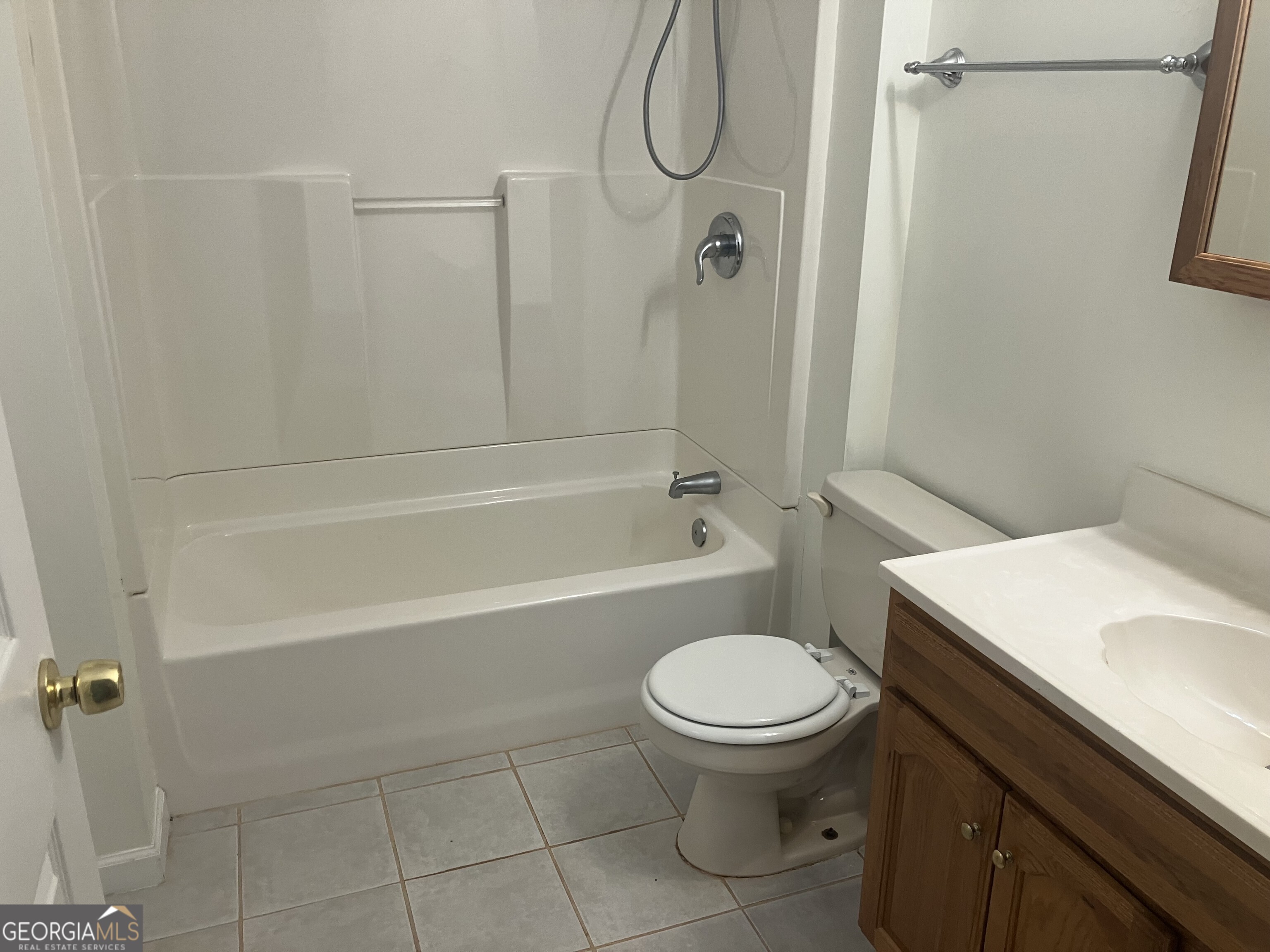 CHURCHILL FALLS - Residential Lease