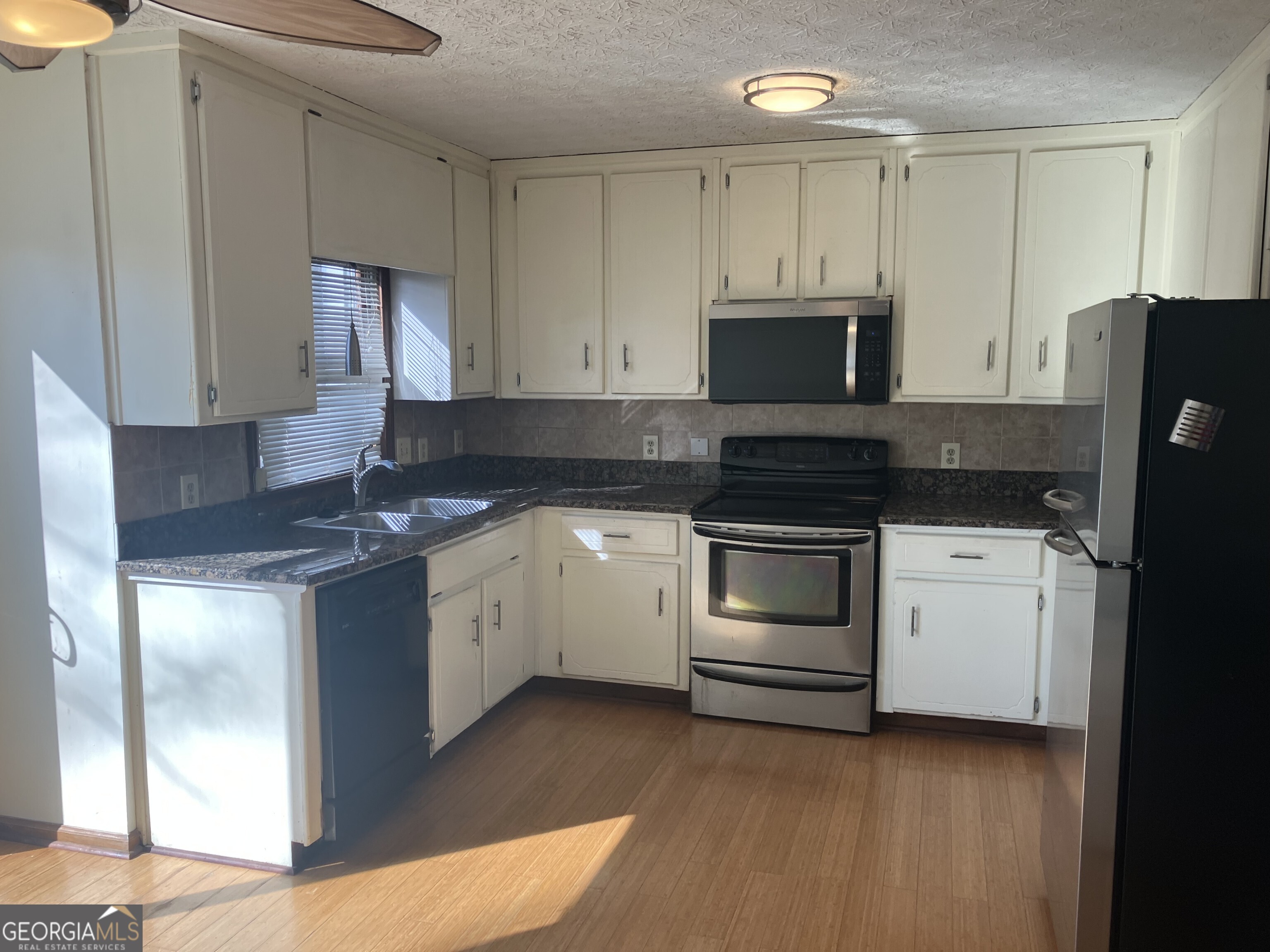 CHURCHILL FALLS - Residential Lease