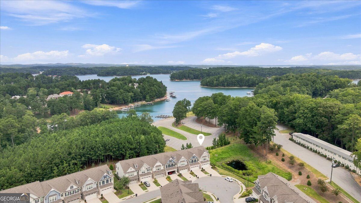 6458 Lanier Harbor LNDG