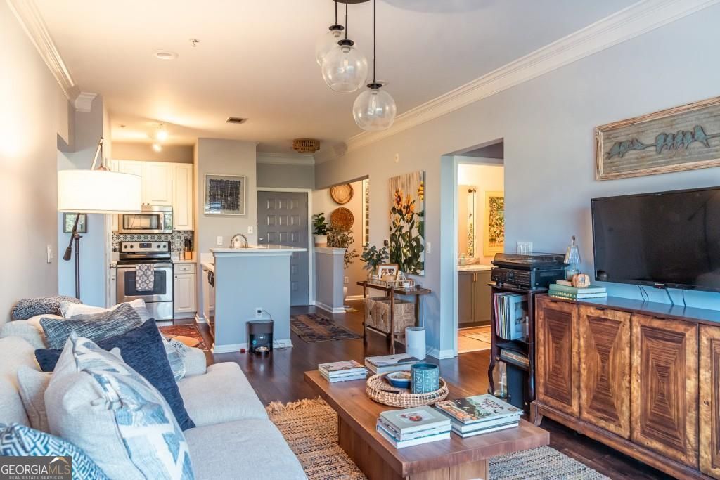 10 Perimeter Summit BLVD NE 4315