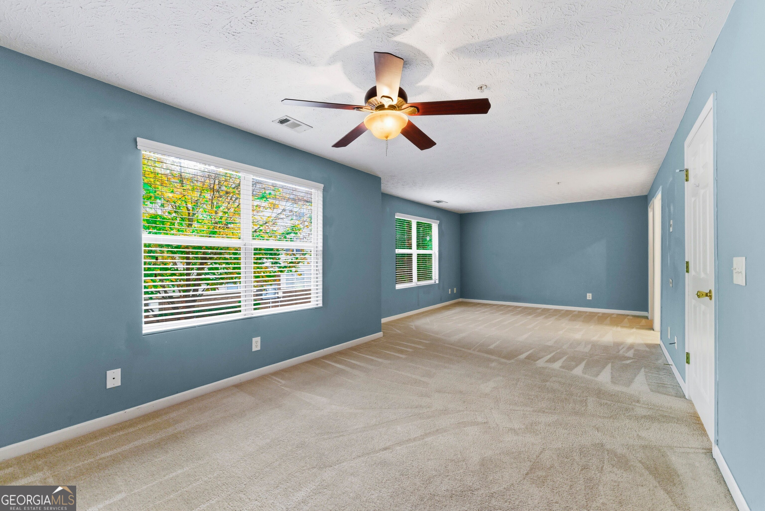 Fairington Park Condominium Bldg 1 - Residential