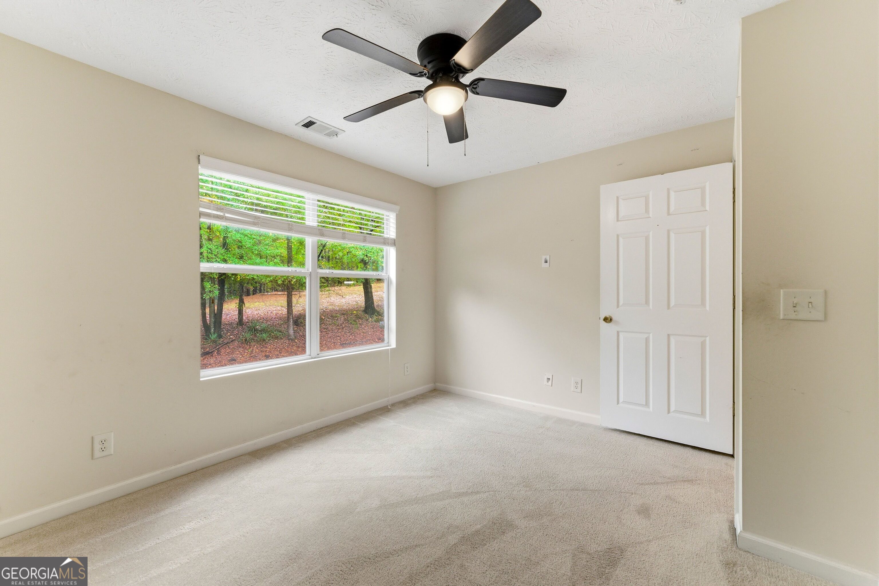 Fairington Park Condominium Bldg 1 - Residential