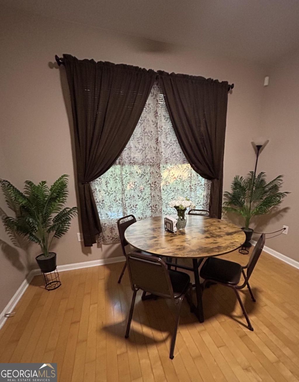 Photo of 870 Mayson Turner Road NW #1210, Atlanta, GA 30314 (MLS # 10766844)