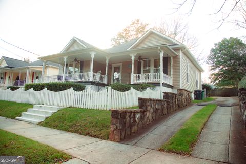 Photo of 517 S 6th Street, Griffin, GA 30224 (MLS # 10657371)