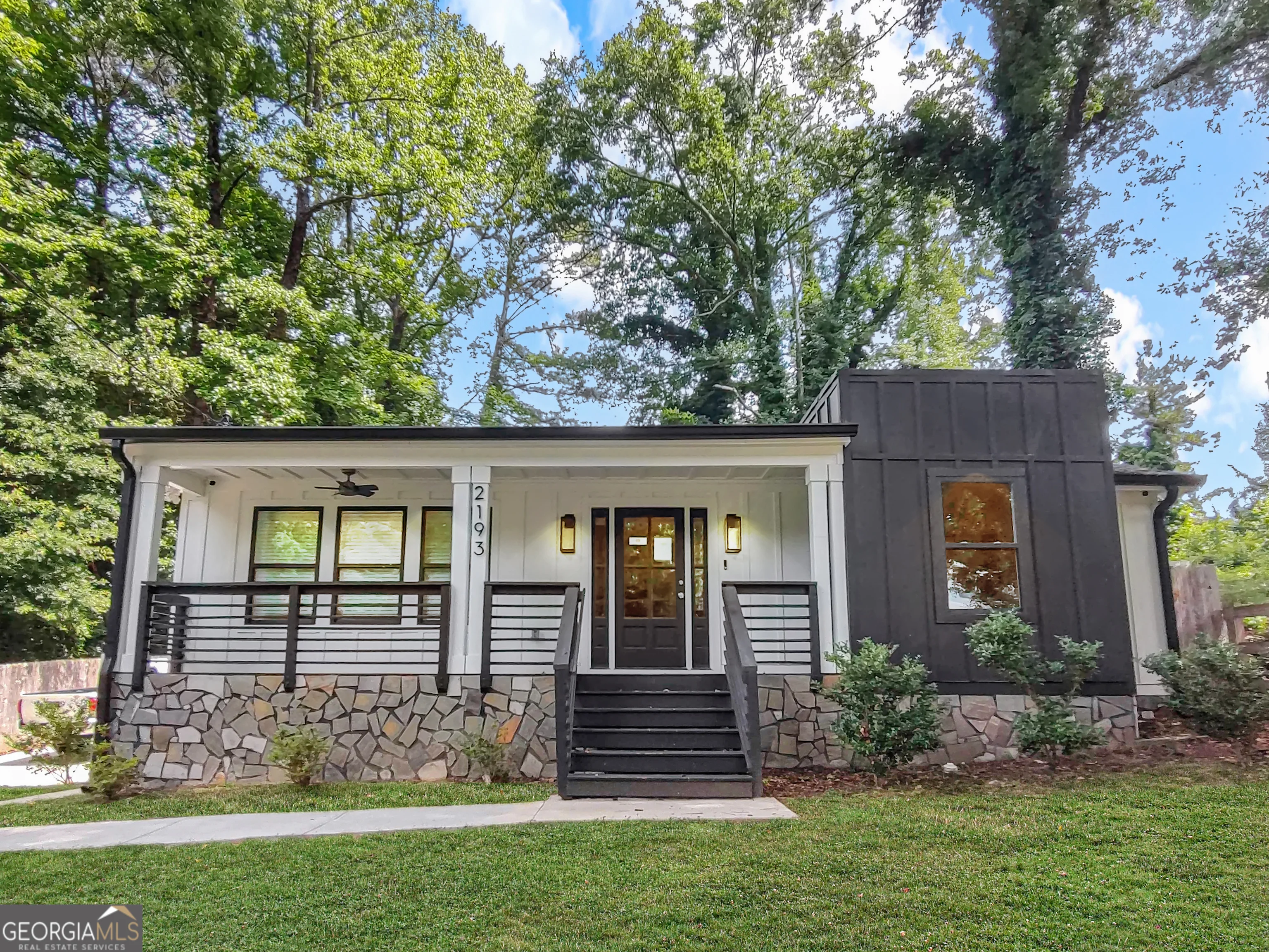 2193 Park Terrace