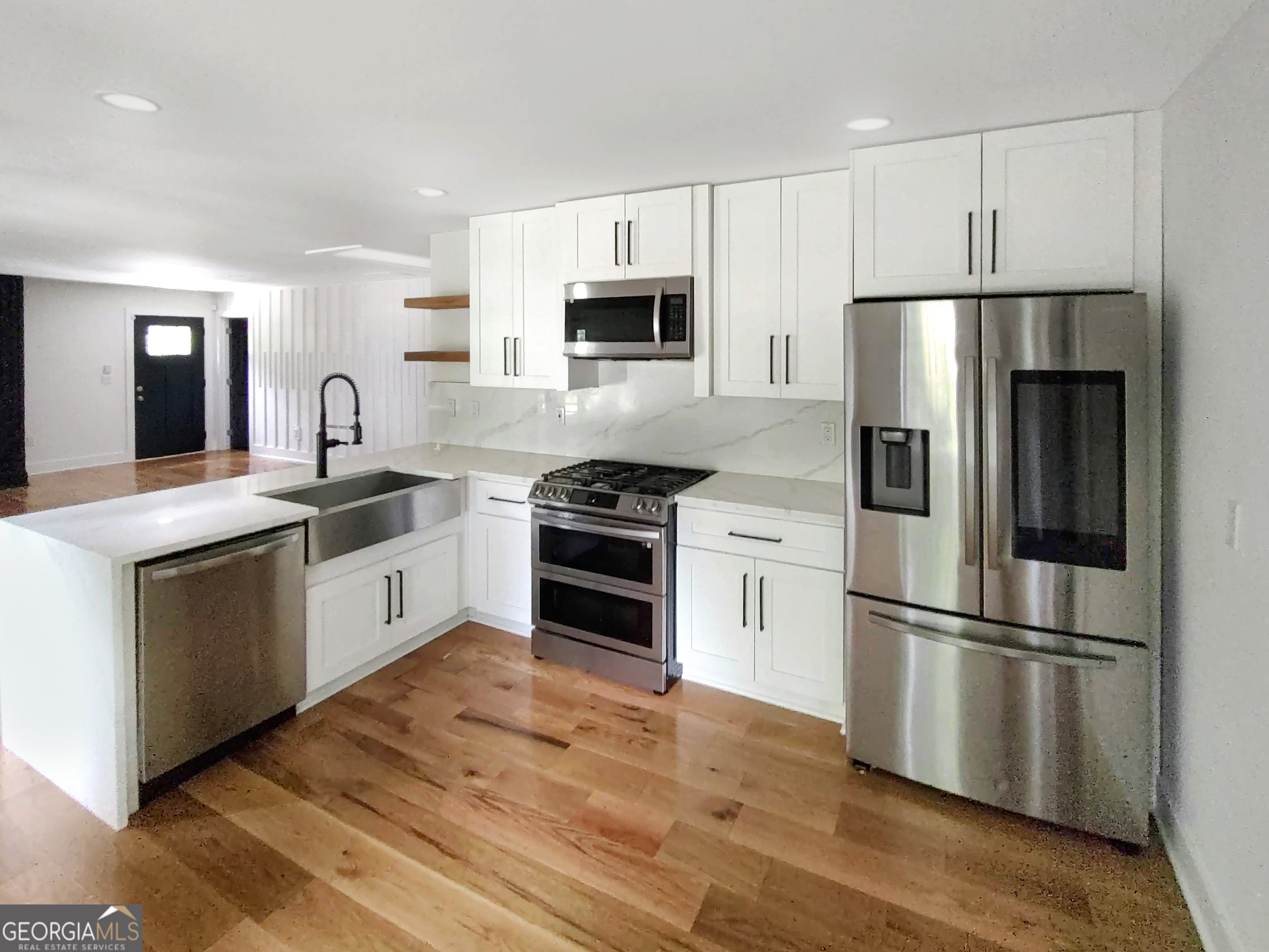 2193 Park TER