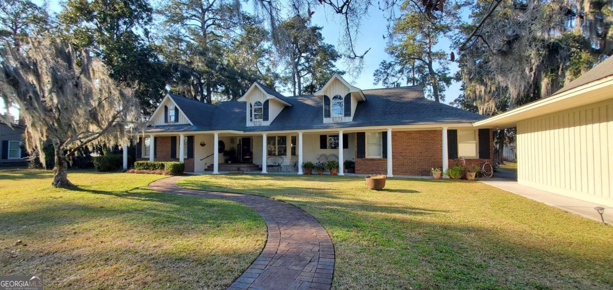 126 Grove Point Island RD
