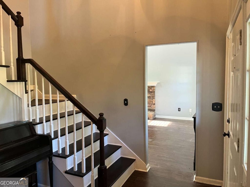 Photo of 30 Candlewood Court, Newnan, GA 30265 (MLS # 10872759)