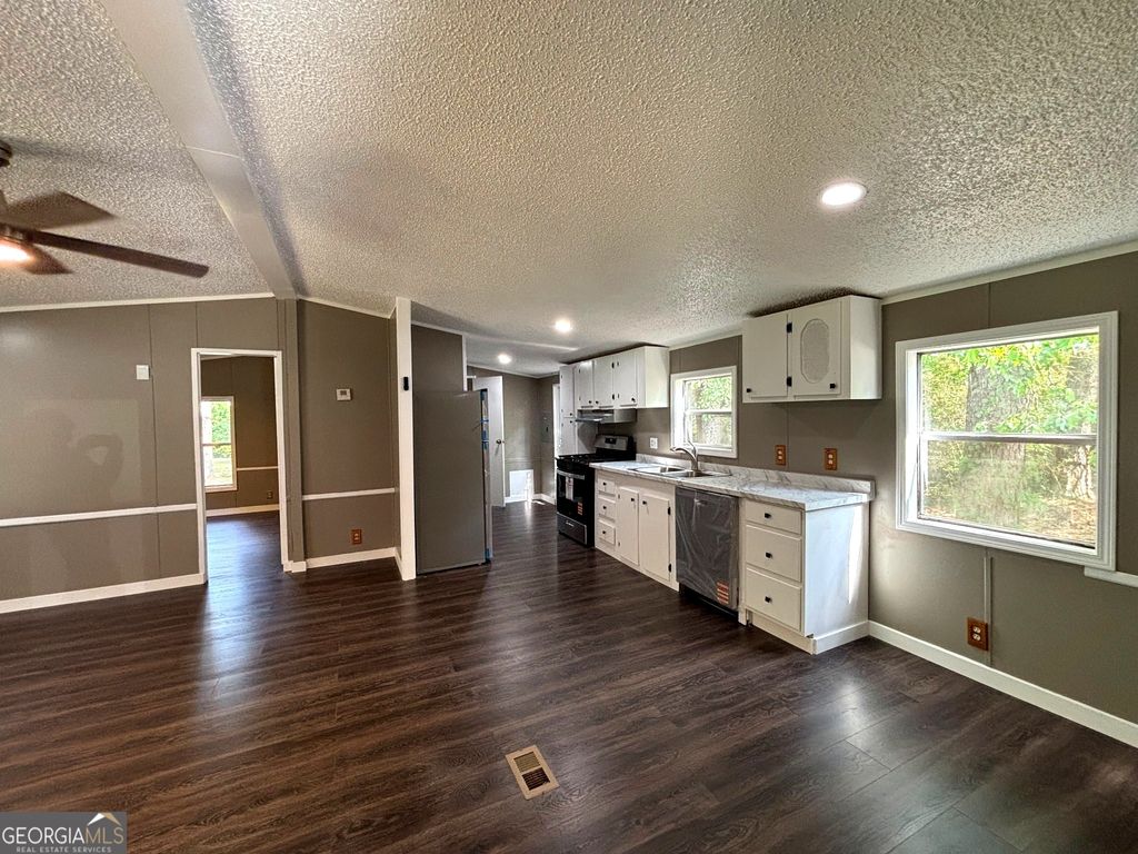 Photo of 69 Pawnee Path, Locust Grove, GA 30248 (MLS # 10766418)