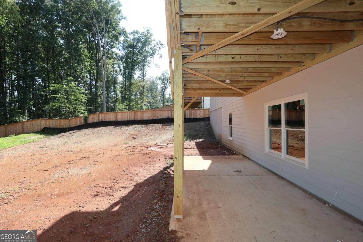 2253 Ellis Mountain DR