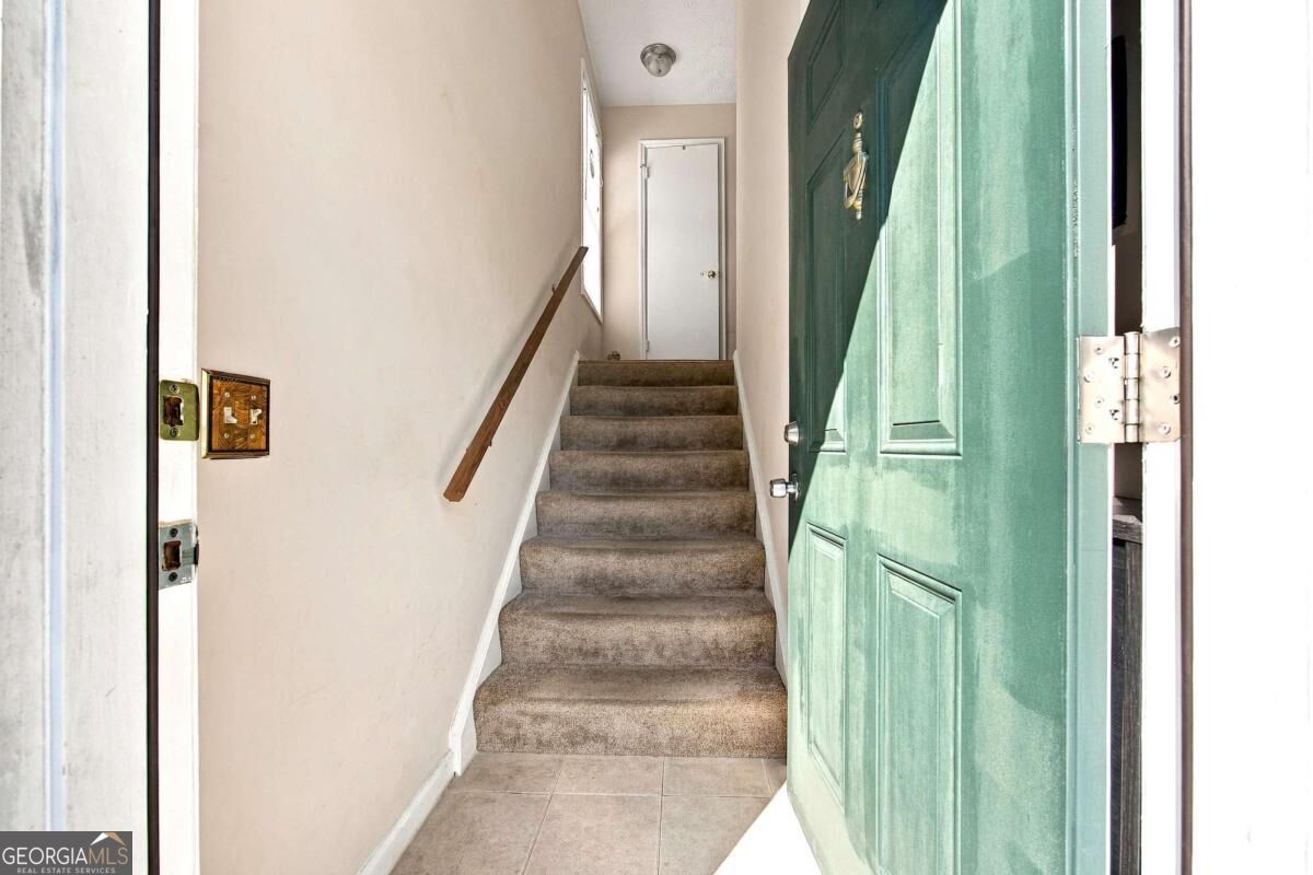 1208 Glenleaf DR