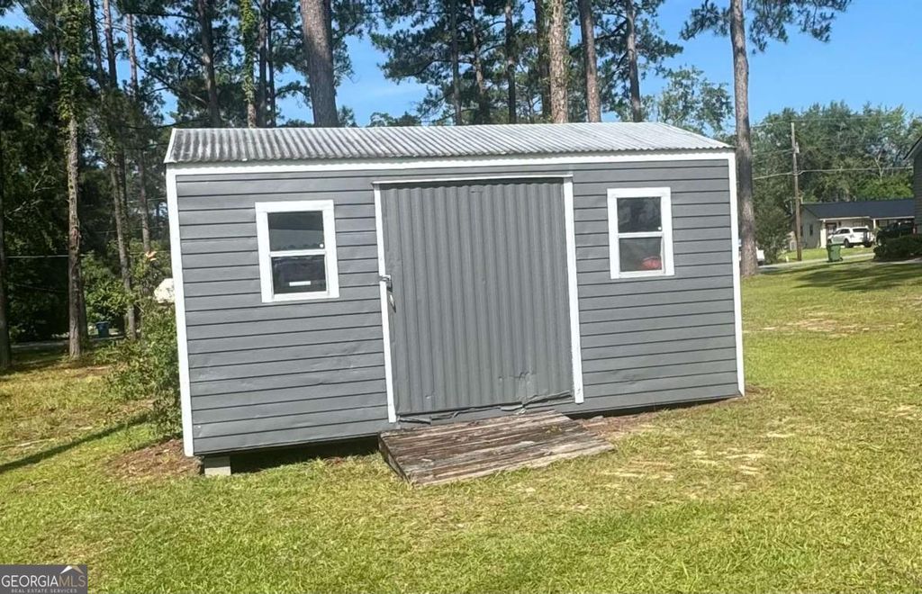 Photo of 105 Skyline Boulevard, Lyons, GA 30436 (MLS # 10665051)