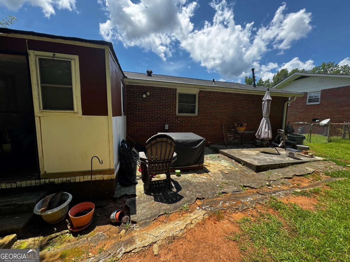 2933 Arlington RD